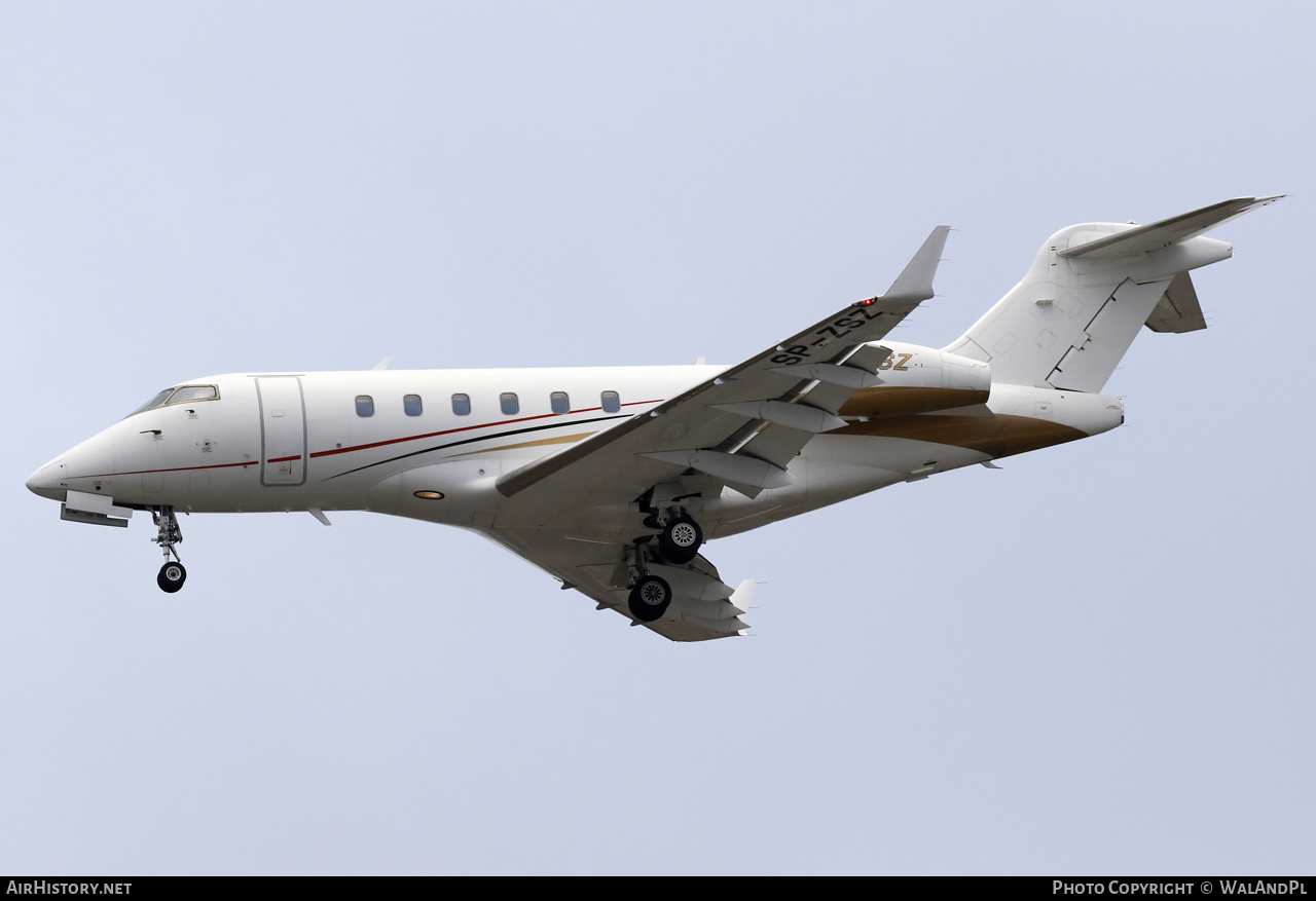 Aircraft Photo of SP-ZSZ | Bombardier Challenger 300 (BD-100-1A10) | AirHistory.net #751935