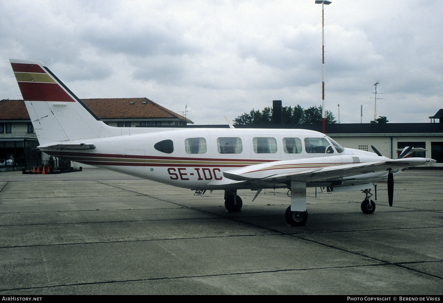 Aircraft Photo of SE-IDC | Piper PA-31-350 Chieftain | AirHistory.net #752076
