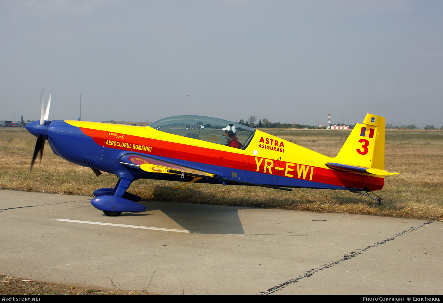 Aircraft Photo of YR-EWI | Extra EA-300L | Aeroclubul României | AirHistory.net #752247