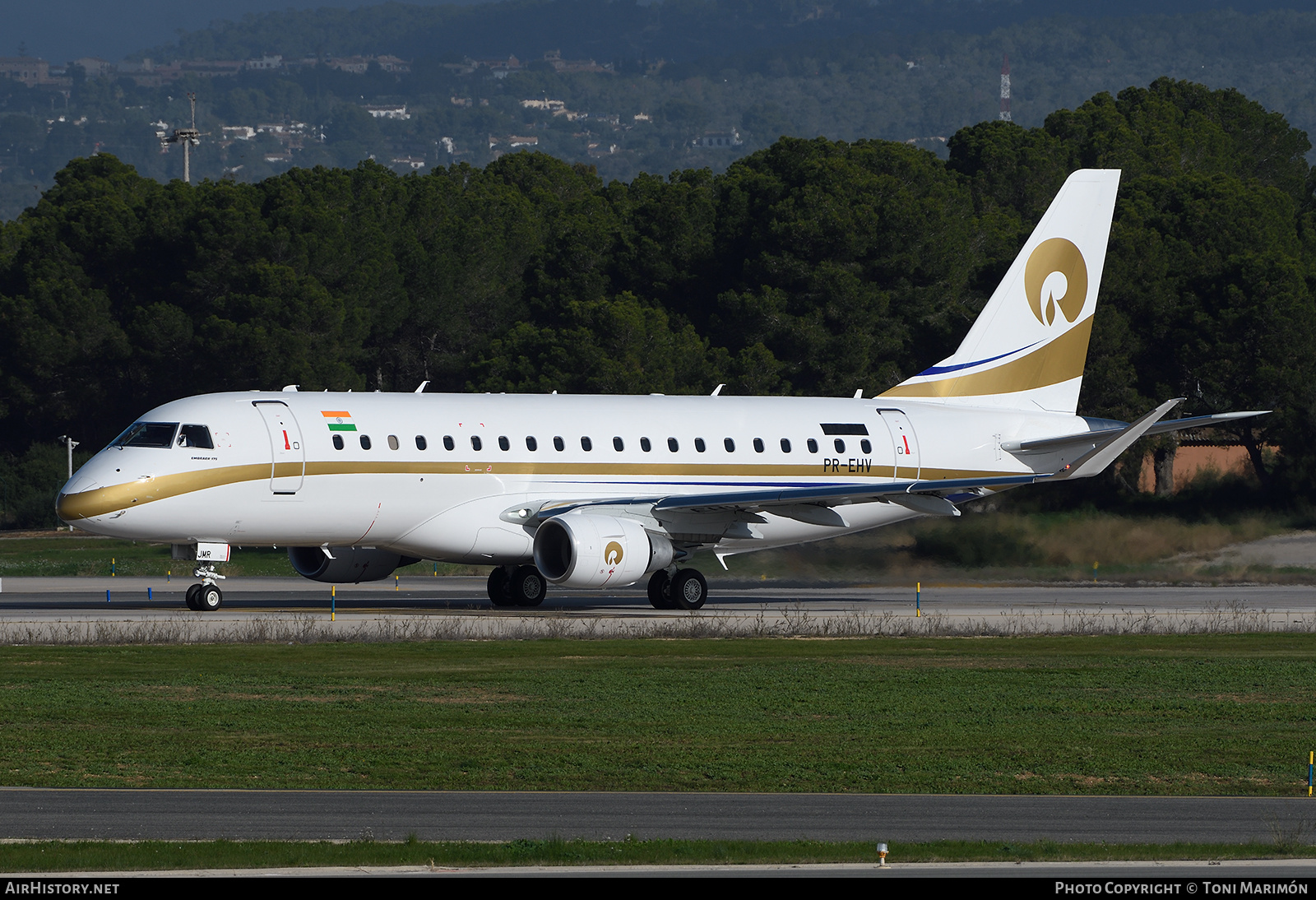 Aircraft Photo of PR-EHV | Embraer 175LR (ERJ-170-200LR) | Reliance Industries | AirHistory.net #752259