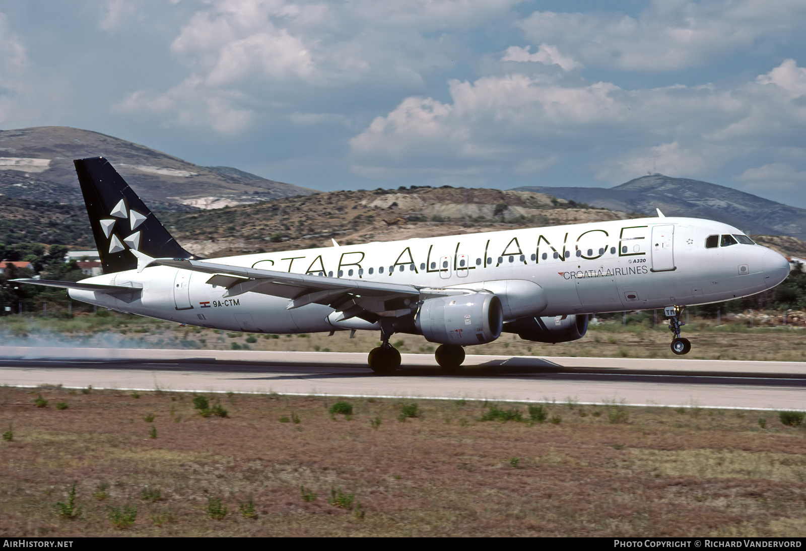 Aircraft Photo of 9A-CTM | Airbus A320-212 | Croatia Airlines | AirHistory.net #752295