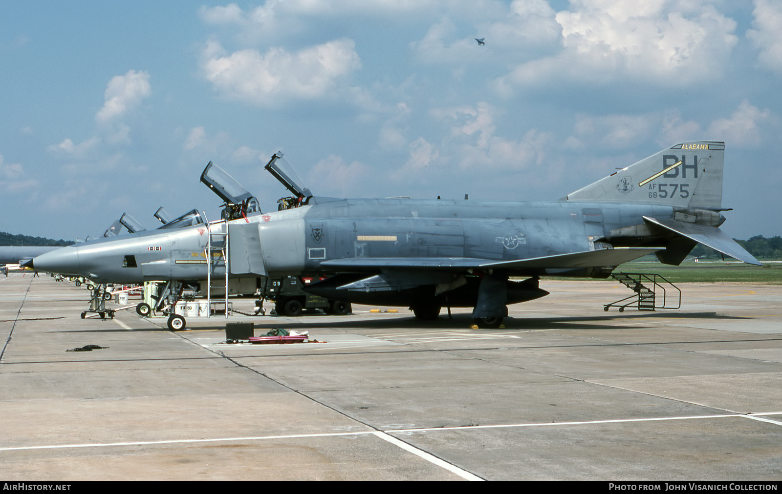 Aircraft Photo of 68-0575 / AF68-575 | McDonnell Douglas RF-4C Phantom II | USA - Air Force | AirHistory.net #752392