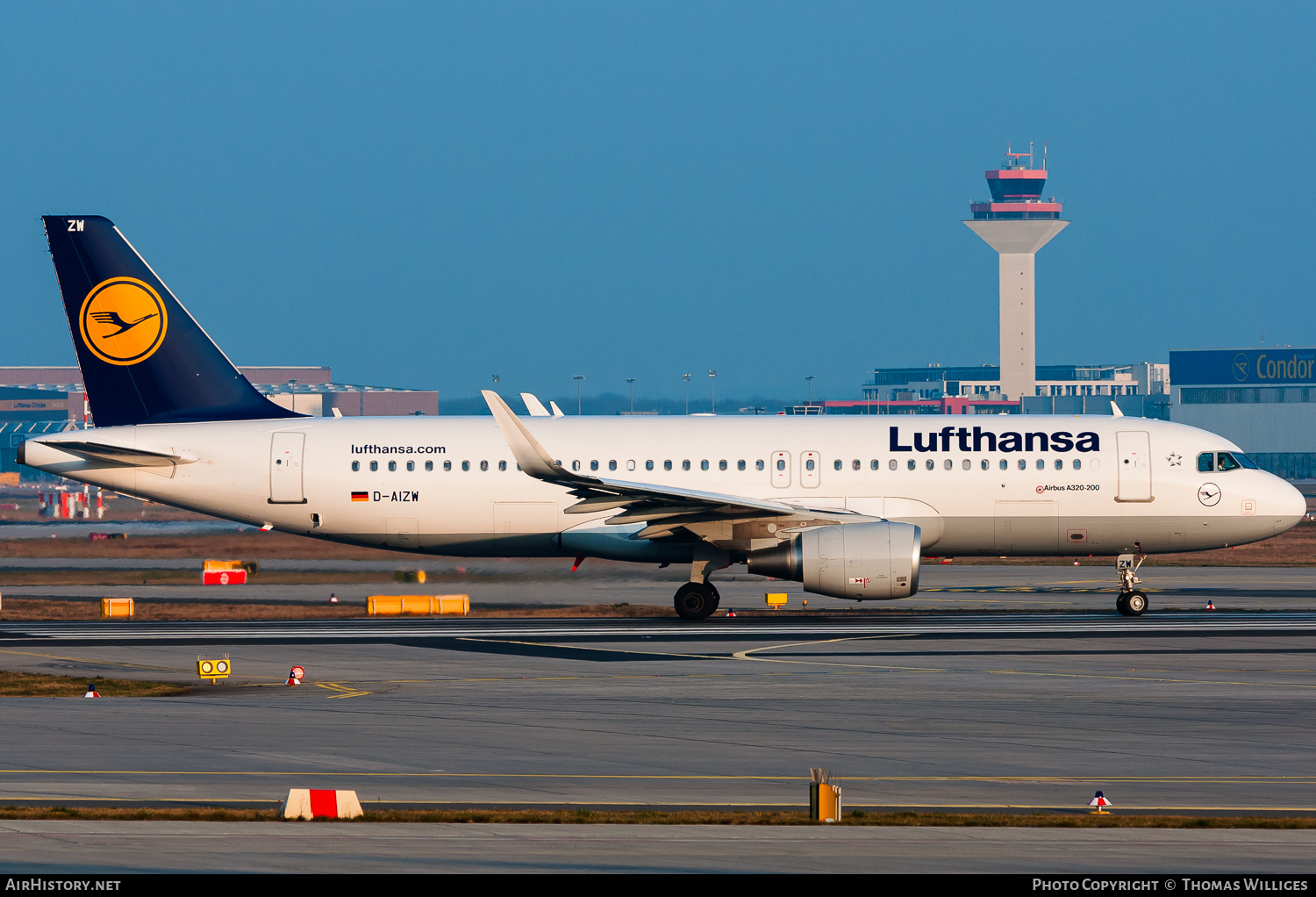 Aircraft Photo of D-AIZW | Airbus A320-214 | Lufthansa | AirHistory.net #752465