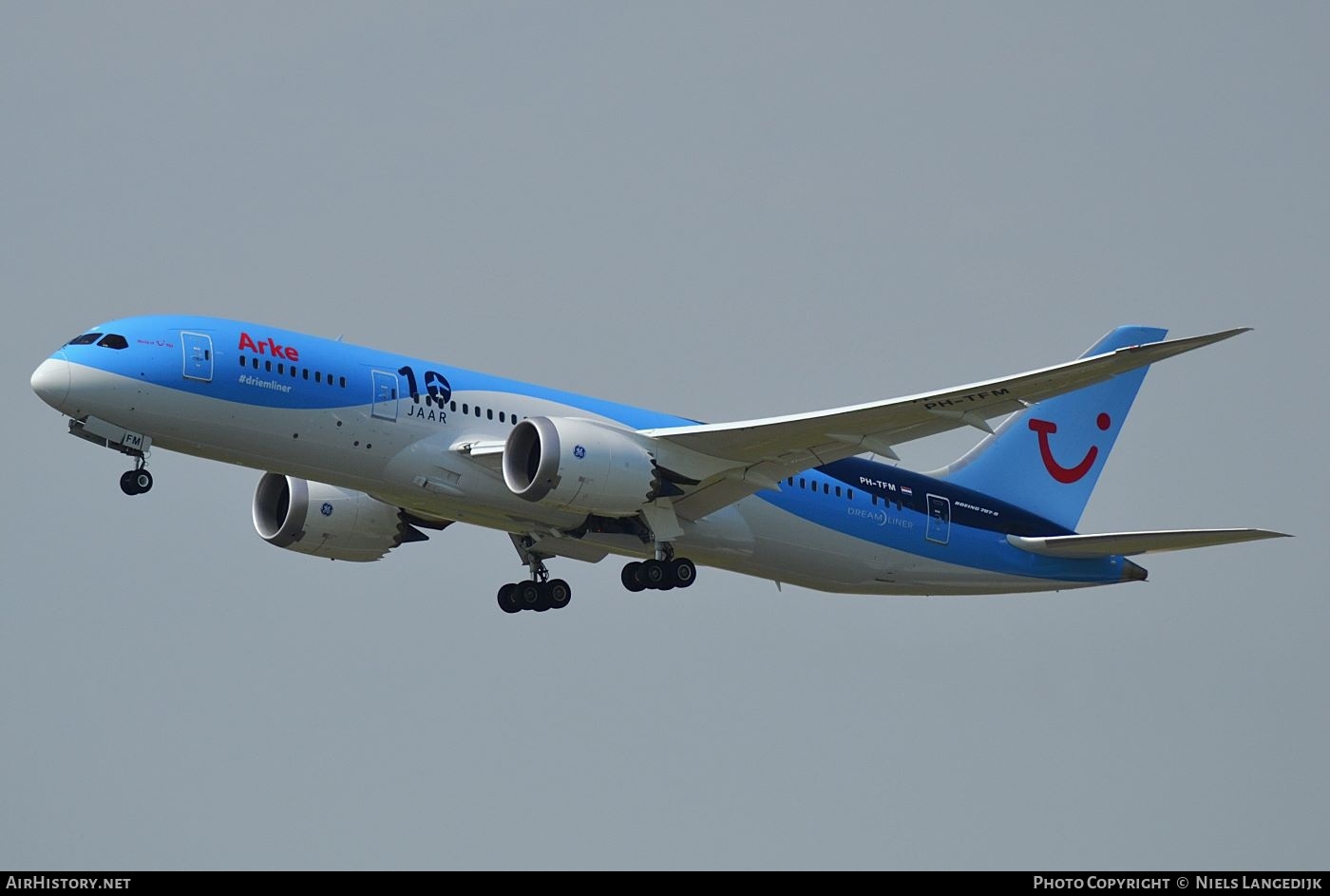 Aircraft Photo of PH-TFM | Boeing 787-8 Dreamliner | Arke | AirHistory.net #752552