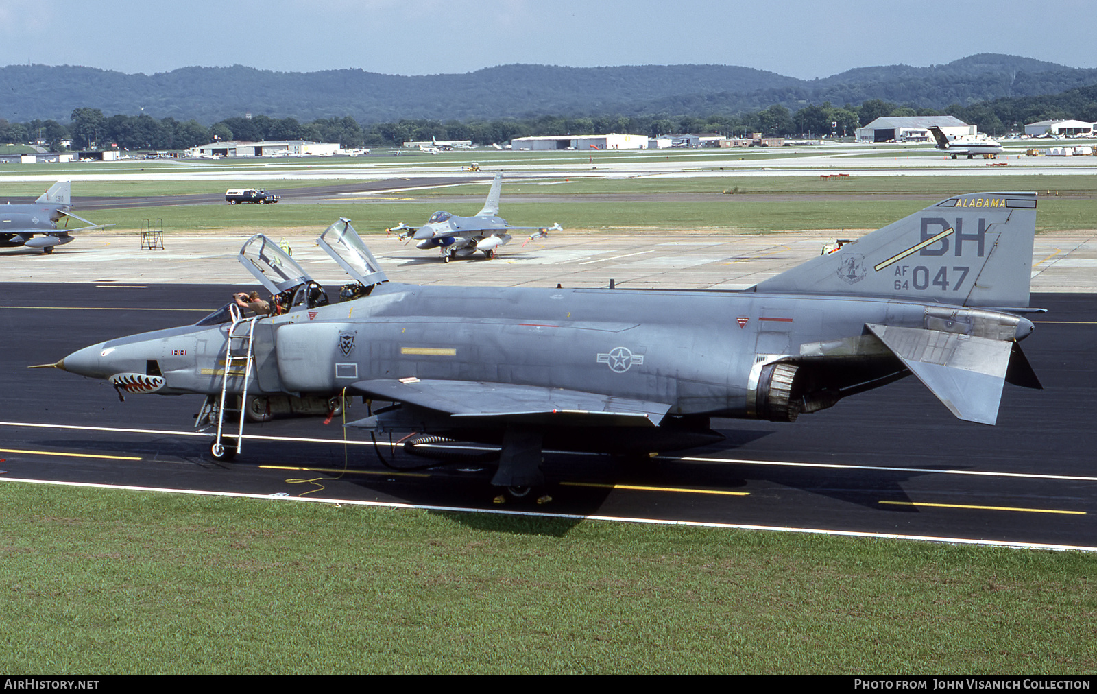 Aircraft Photo of 64-1047 / AF64-047 | McDonnell RF-4C Phantom II | USA - Air Force | AirHistory.net #752724