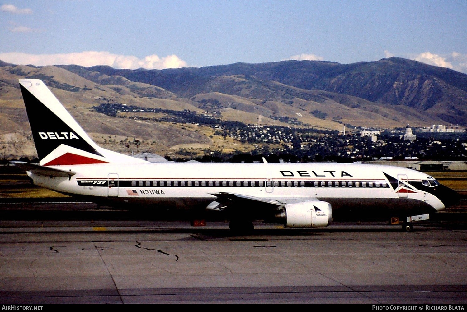 Aircraft Photo of N311WA | Boeing 737-347 | Delta Air Lines | AirHistory.net #752803