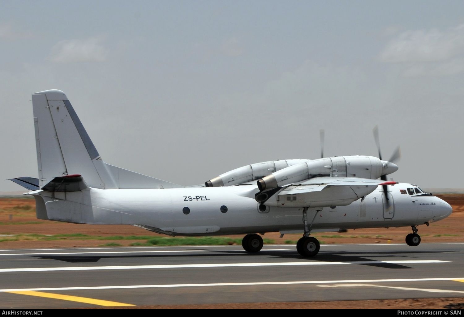 Aircraft Photo of ZS-PEL | Antonov An-32B | AirHistory.net #752834