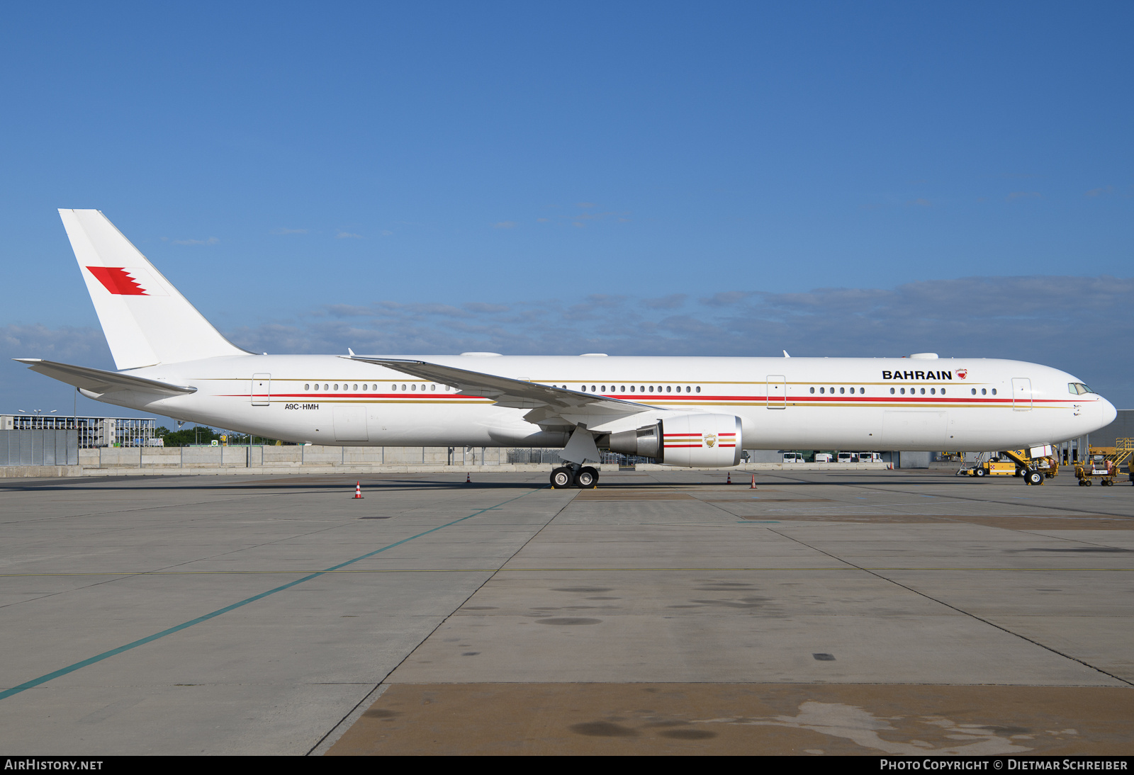 Aircraft Photo of A9C-HMH | Boeing 767-4FS/ER | Bahrain Amiri Flight | AirHistory.net #752957