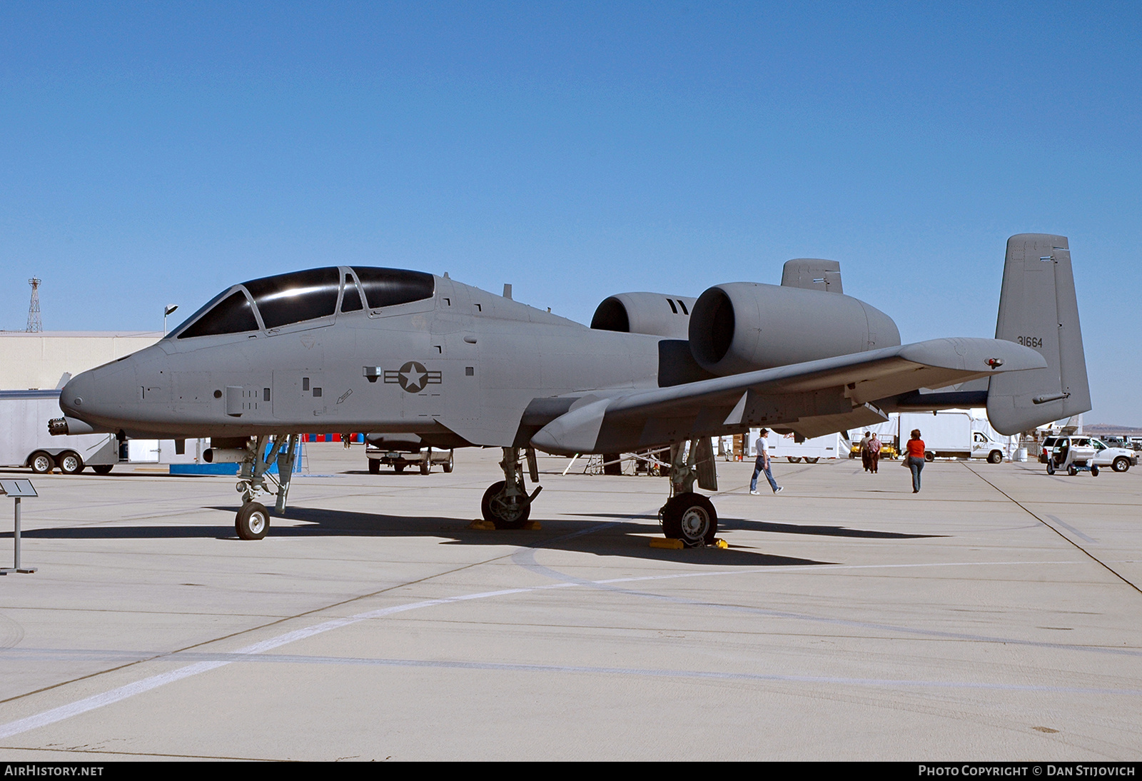 Aircraft Photo of 73-1664 | Fairchild YA-10B Thunderbolt II | USA - Air Force | AirHistory.net #753043