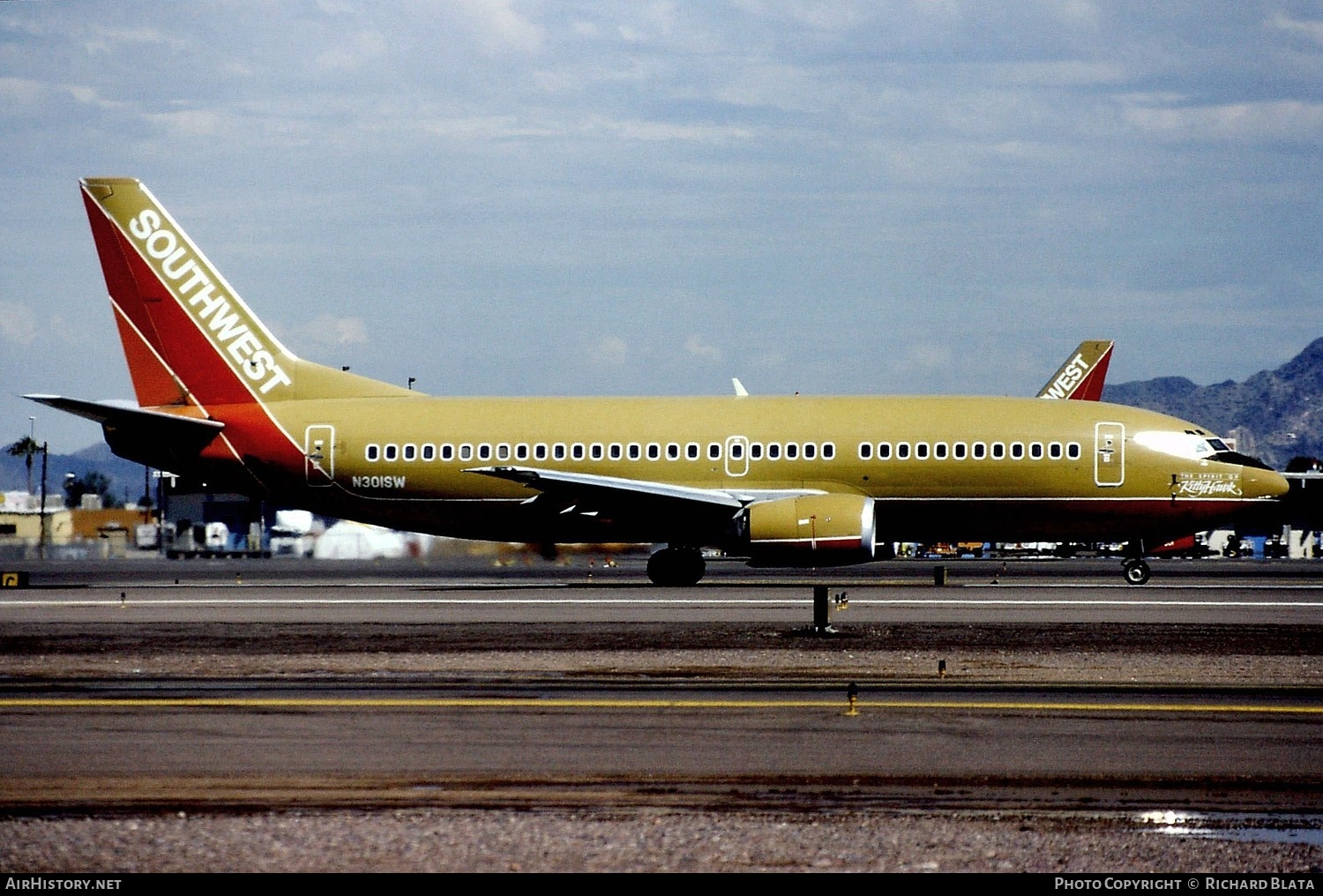Aircraft Photo of N301SW | Boeing 737-3H4 | Southwest Airlines | AirHistory.net #753072