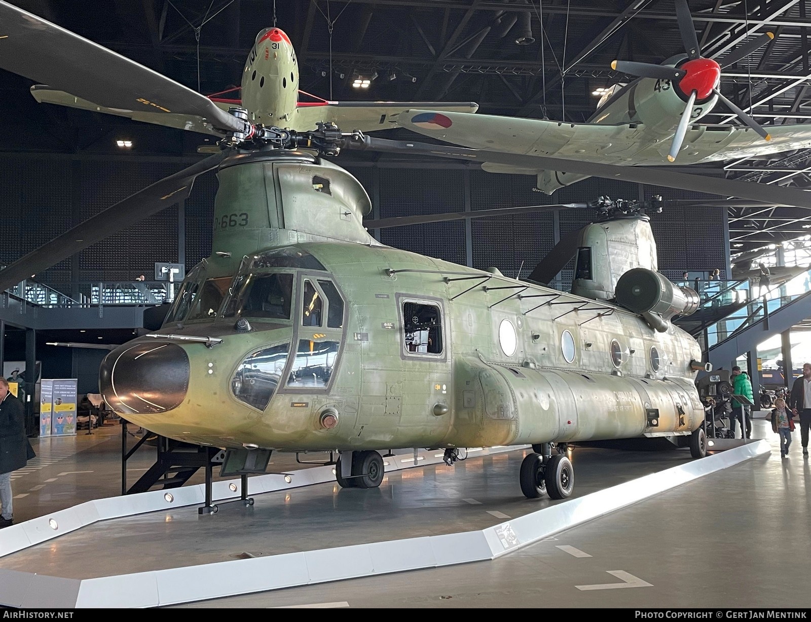 Aircraft Photo of D-663 | Boeing CH-47D Chinook (414) | Netherlands - Air Force | AirHistory.net #753228