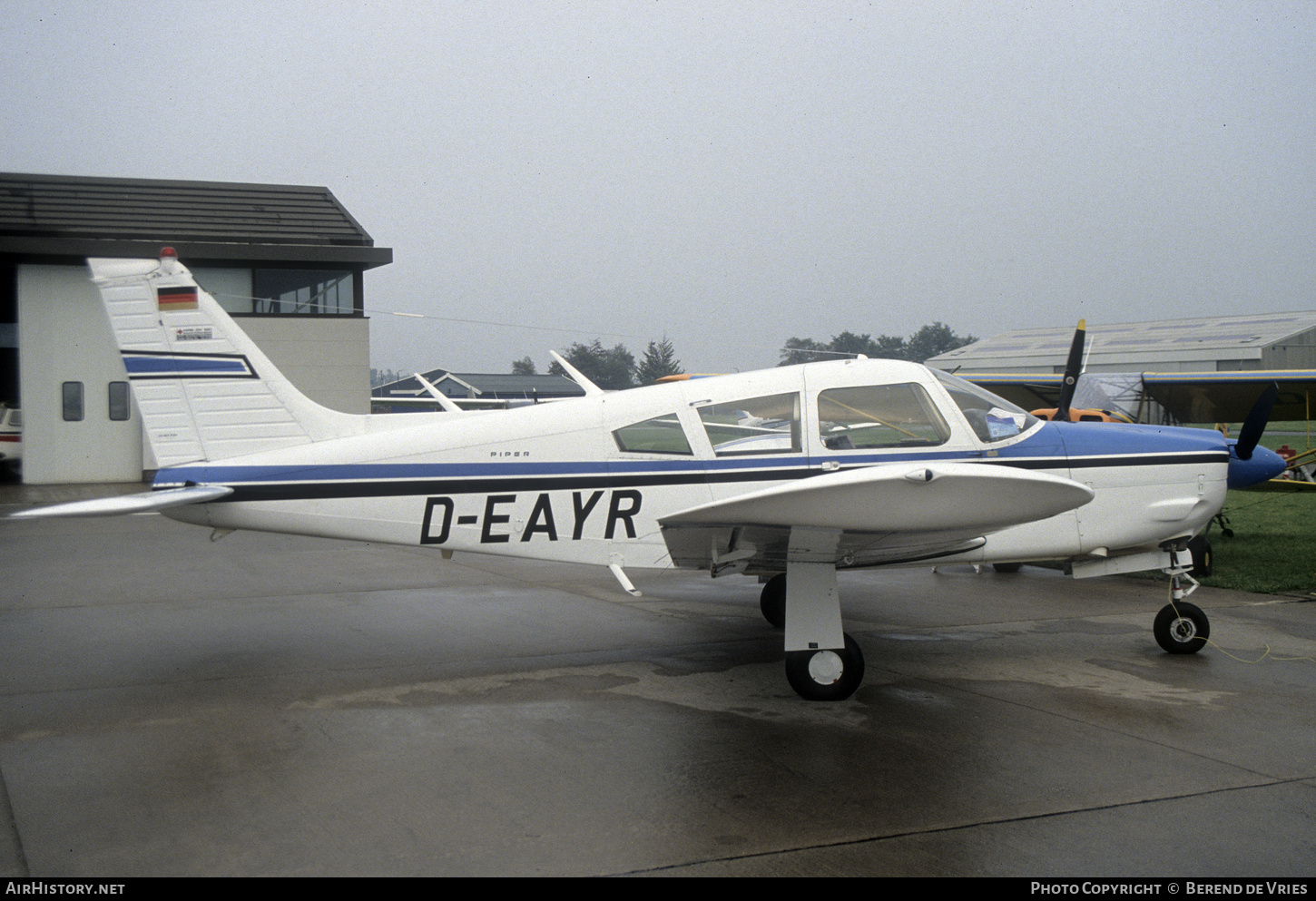 Aircraft Photo of D-EAYR | Piper PA-28R-200 Cherokee Arrow II | AirHistory.net #753239