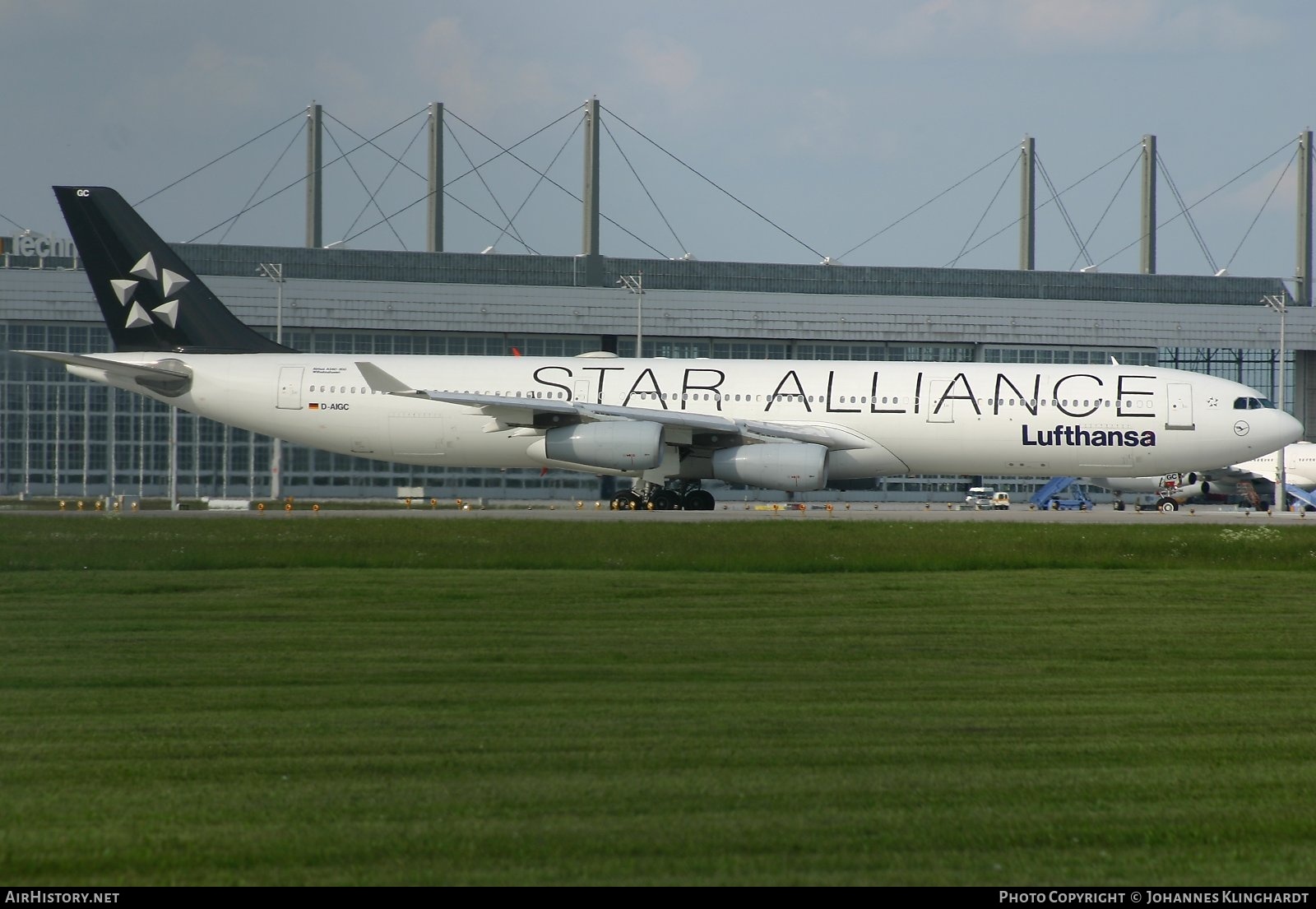 Aircraft Photo of D-AIGC | Airbus A340-311 | Lufthansa | AirHistory.net #753325