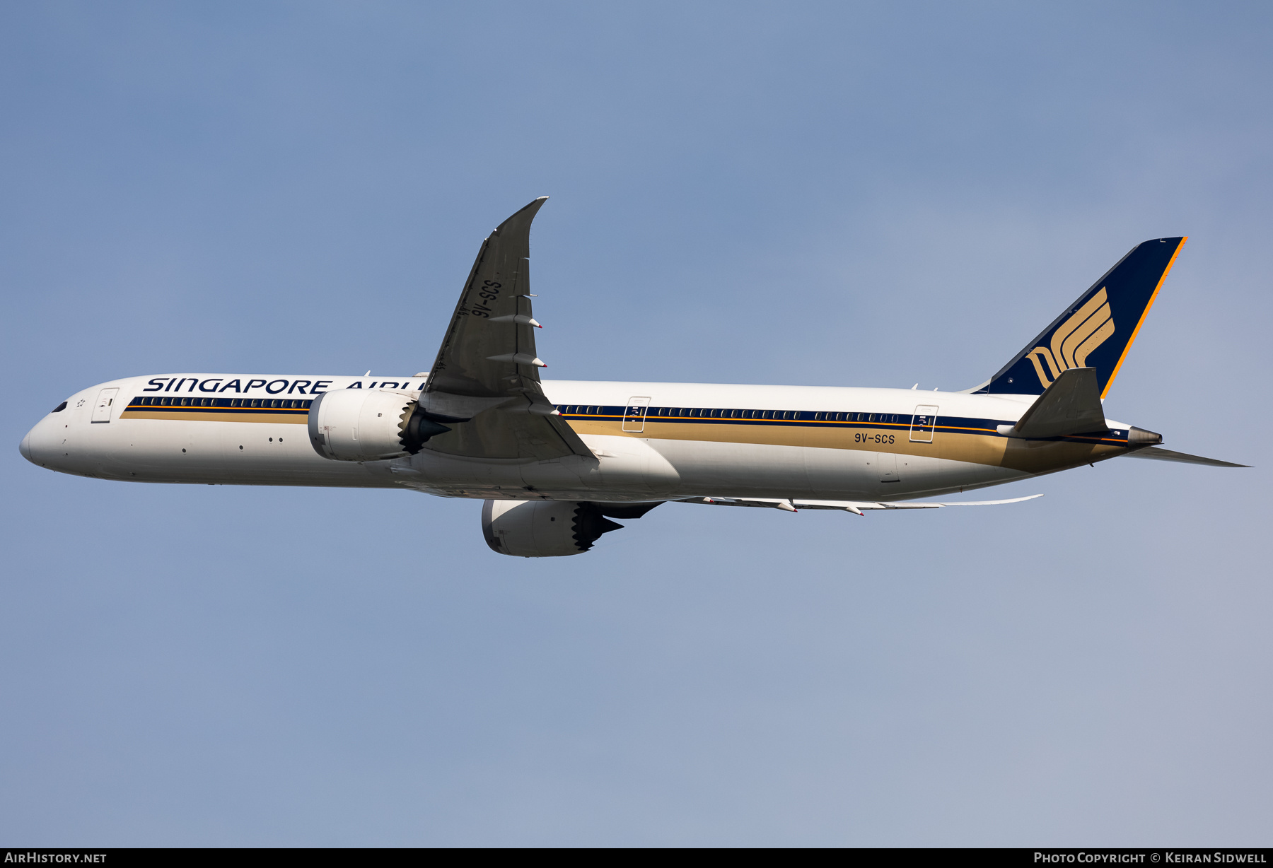 Aircraft Photo of 9V-SCS | Boeing 787-10 Dreamliner | Singapore Airlines | AirHistory.net #753331