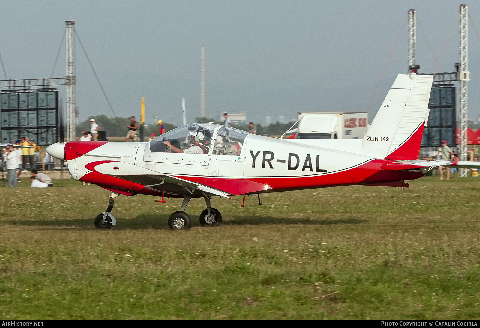 Aircraft Photo of YR-DAL | Zlin Z-142 | AirHistory.net #753446