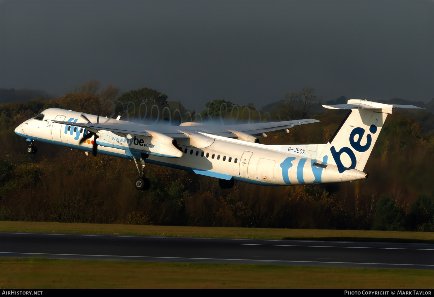 Aircraft Photo of G-JECX | Bombardier DHC-8-402 Dash 8 | Flybe | AirHistory.net #753453