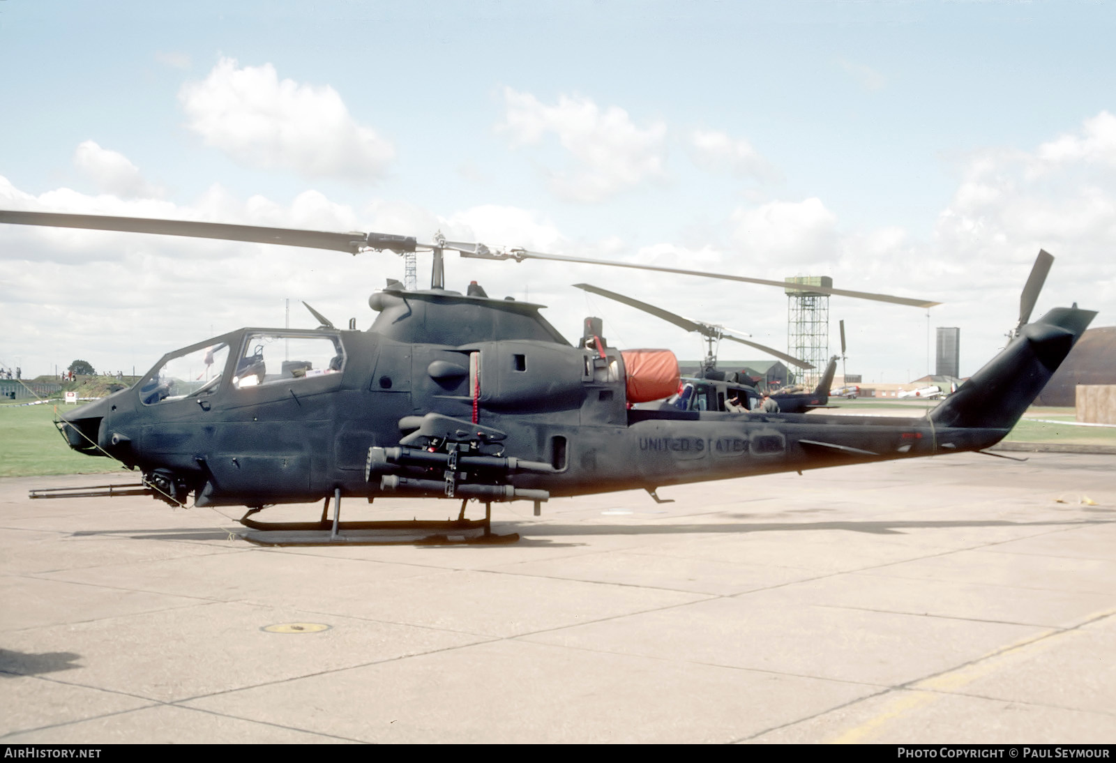 Aircraft Photo of 67-15565 / 15565 | Bell AH-1F Cobra (209) | USA - Army | AirHistory.net #753465