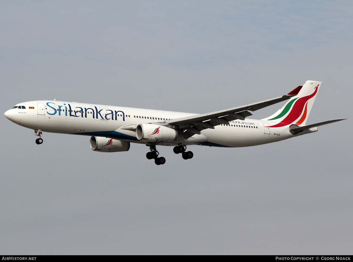 Aircraft Photo of 4R-ALR | Airbus A330-343 | SriLankan Airlines | AirHistory.net #753517