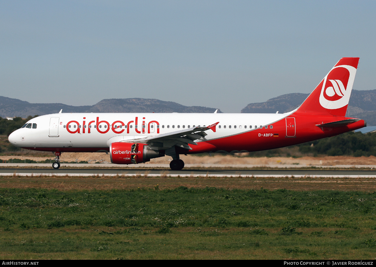 Aircraft Photo of D-ABFP | Airbus A320-214 | Air Berlin | AirHistory.net #753543