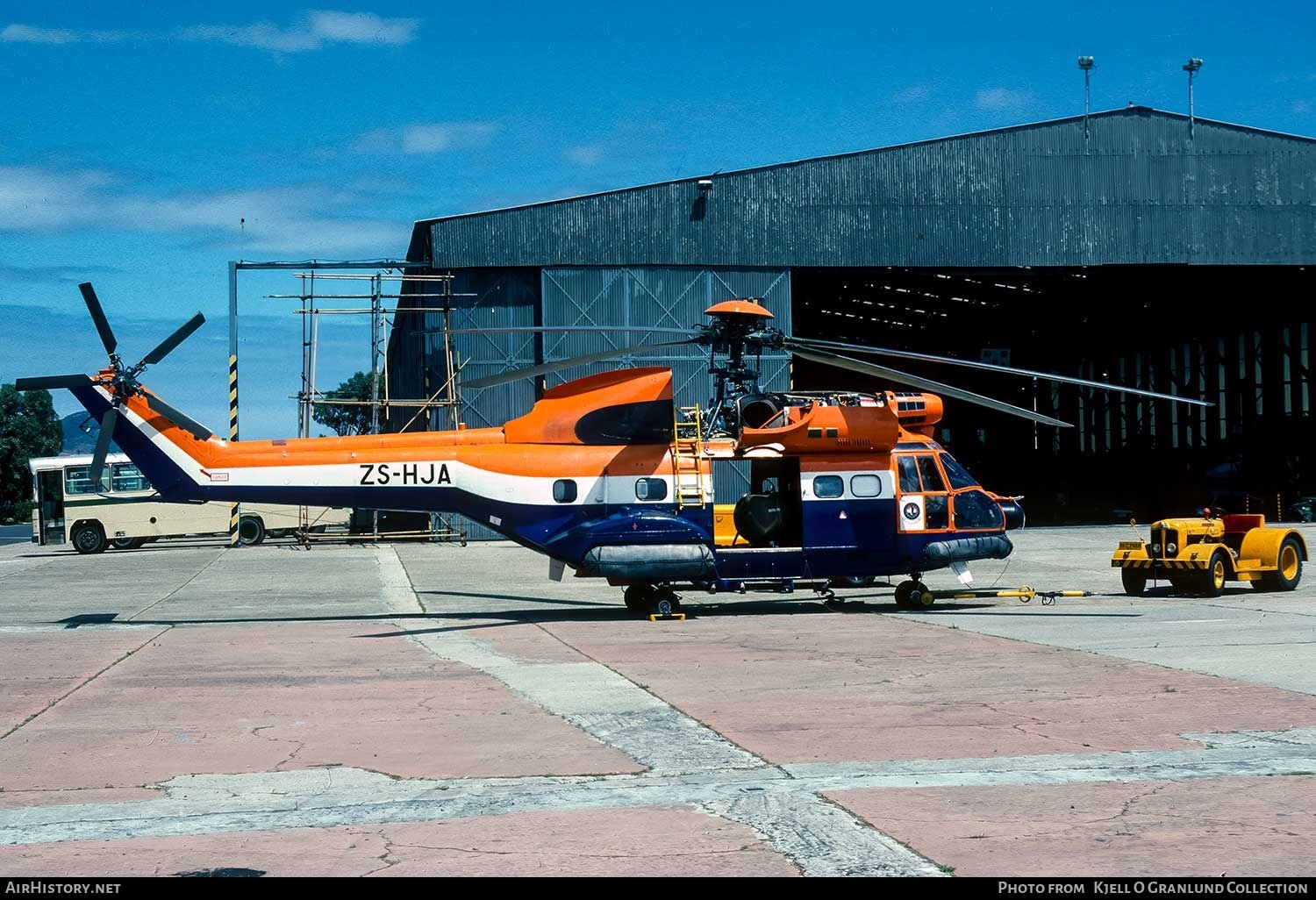 Aircraft Photo of ZS-HJA | Aerospatiale SA-330J Puma | Department of Transport / Departement Van Vervoer | AirHistory.net #753552