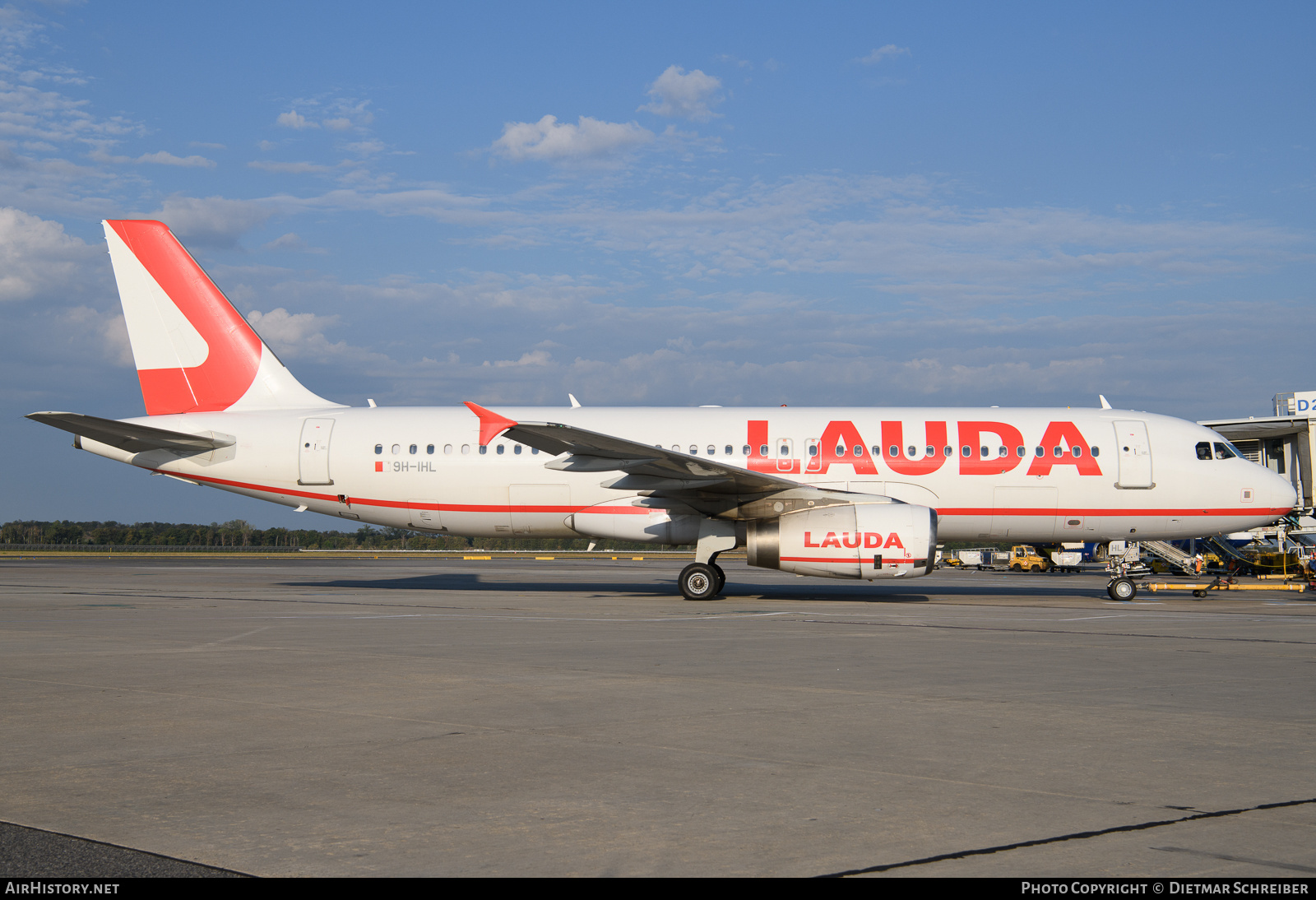 Aircraft Photo of 9H-IHL | Airbus A320-232 | Lauda | AirHistory.net #753566