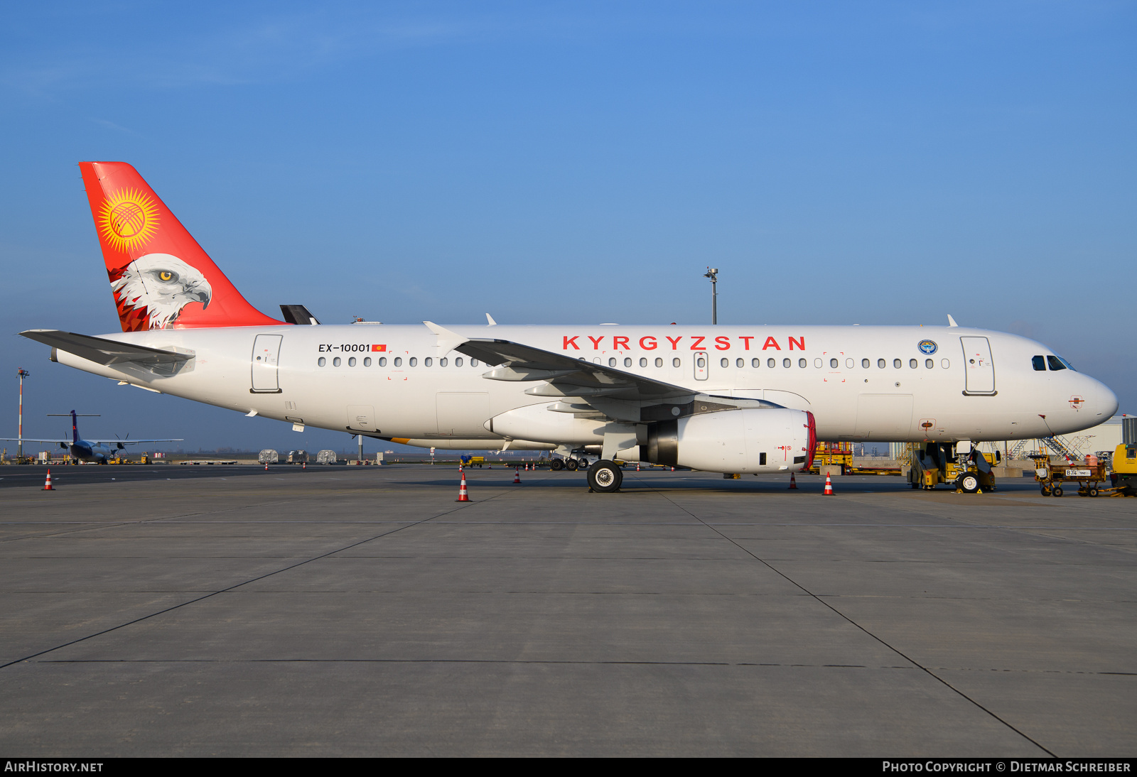 Aircraft Photo of EX-10001 | Airbus A320-232 | Kyrgyzstan Government | AirHistory.net #753568