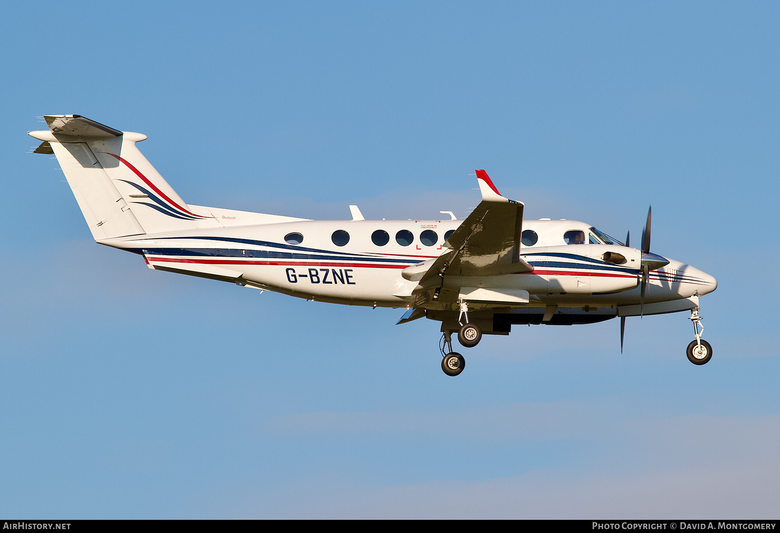 Aircraft Photo of G-BZNE | Beech Super King Air 350 (B300) | AirHistory.net #753577