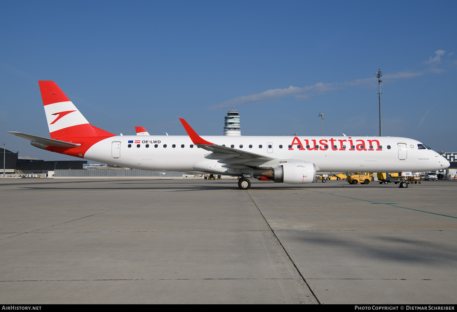 Aircraft Photo of OE-LWD | Embraer 195LR (ERJ-190-200LR) | Austrian Airlines | AirHistory.net #753580
