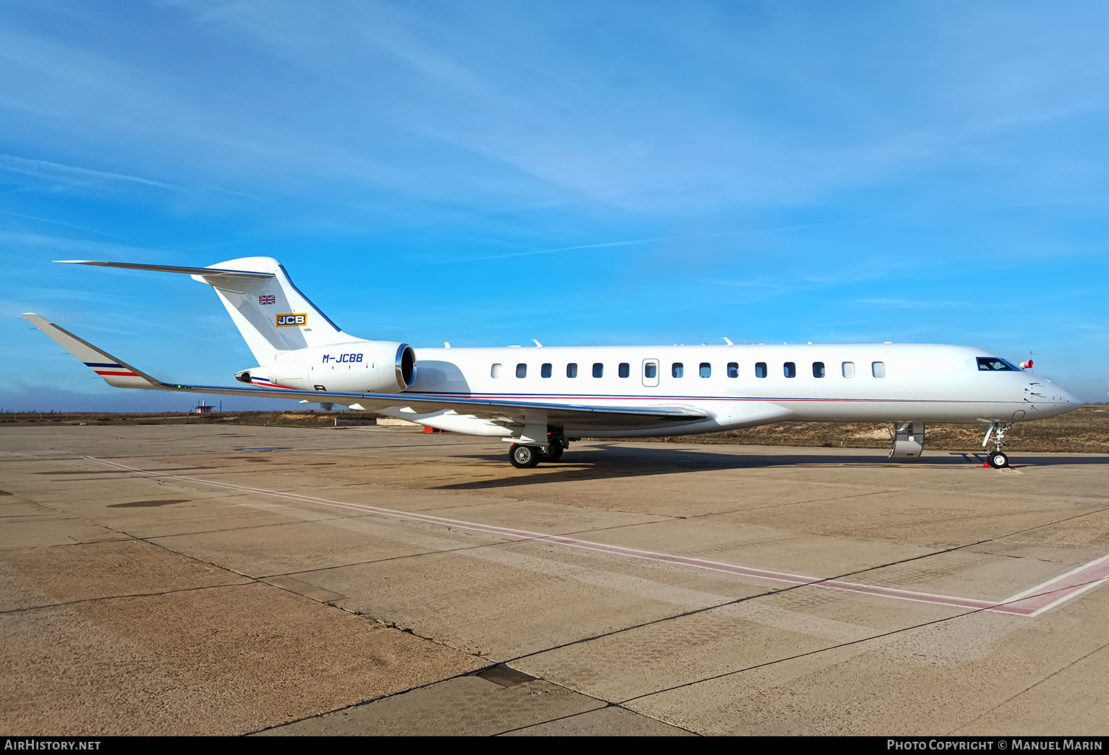Aircraft Photo of M-JCBB | Bombardier Global 7500 (BD-700-2A12) | JCB - J.C. Bamford Excavators | AirHistory.net #753696