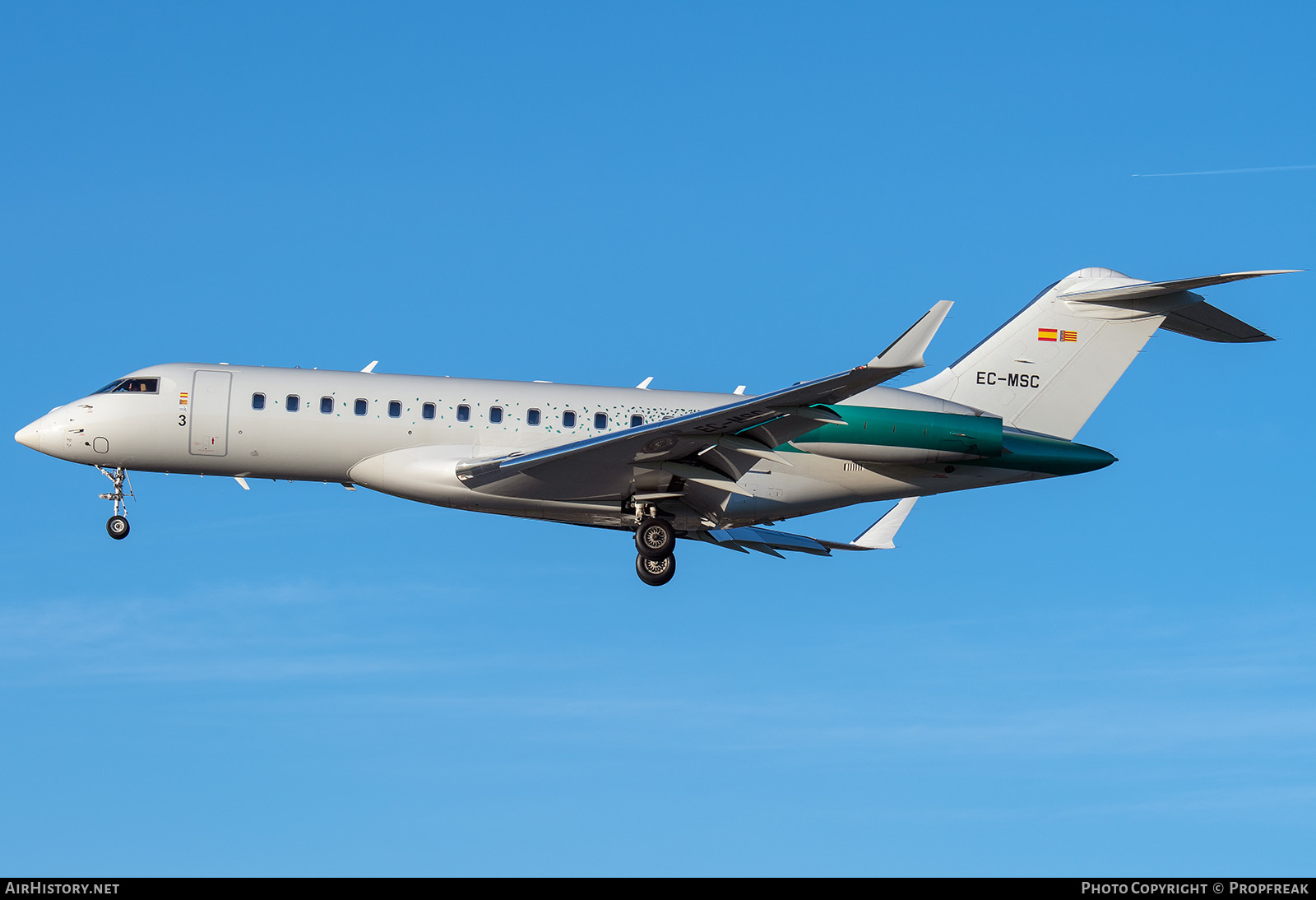 Aircraft Photo of EC-MSC | Bombardier Global 6000 (BD-700-1A10) | AirHistory.net #753701