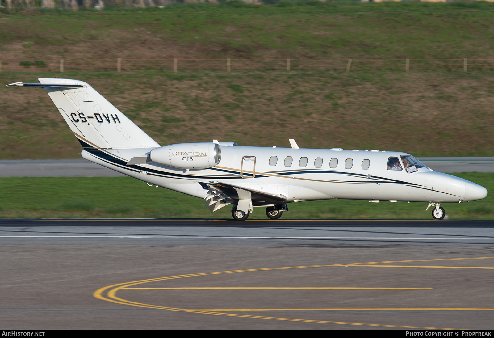 Aircraft Photo of CS-DVH | Cessna 525B CitationJet CJ3 | AirHistory.net #753718