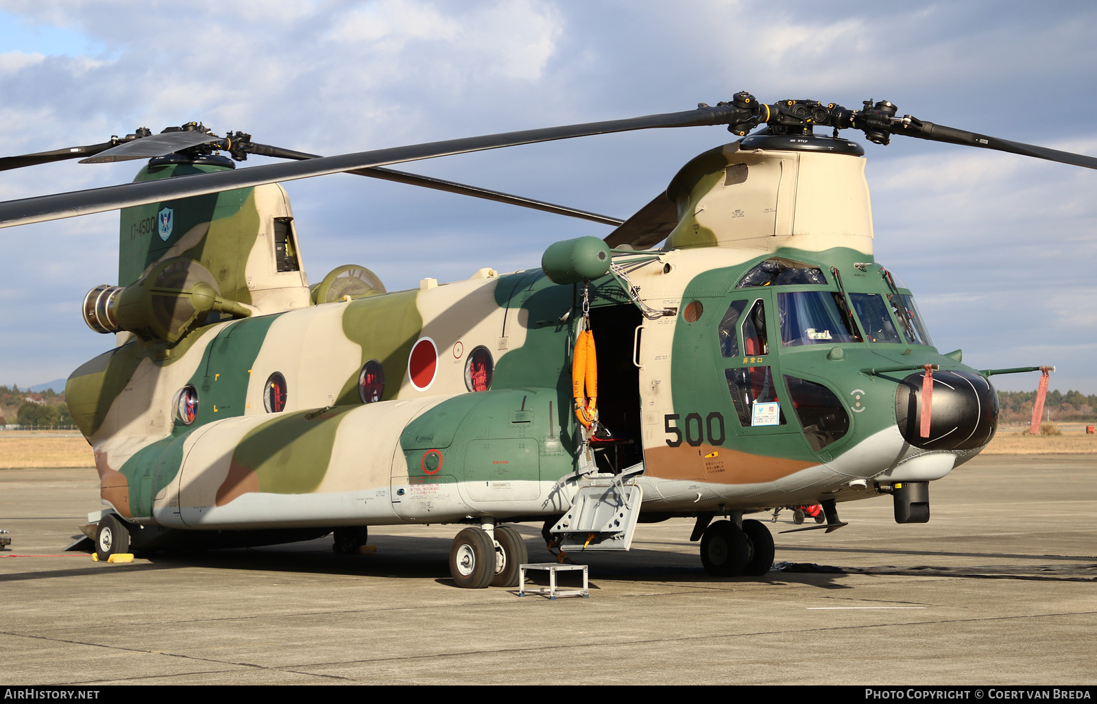Aircraft Photo of 17-4500 / 500 | Boeing CH-47J Chinook (414) | Japan - Air Force | AirHistory.net #753812