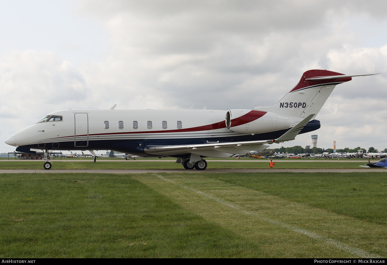 Aircraft Photo of N350PD | Bombardier Challenger 350 (BD-100-1A10) | AirHistory.net #753895