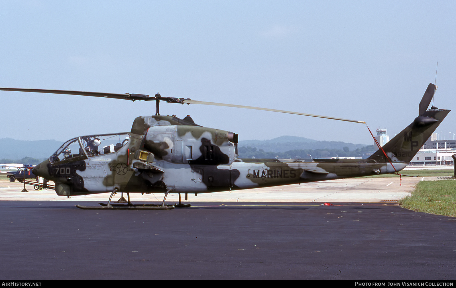 Aircraft Photo of 159210 | Bell AH-1J Sea Cobra (209) | USA - Marines | AirHistory.net #753984