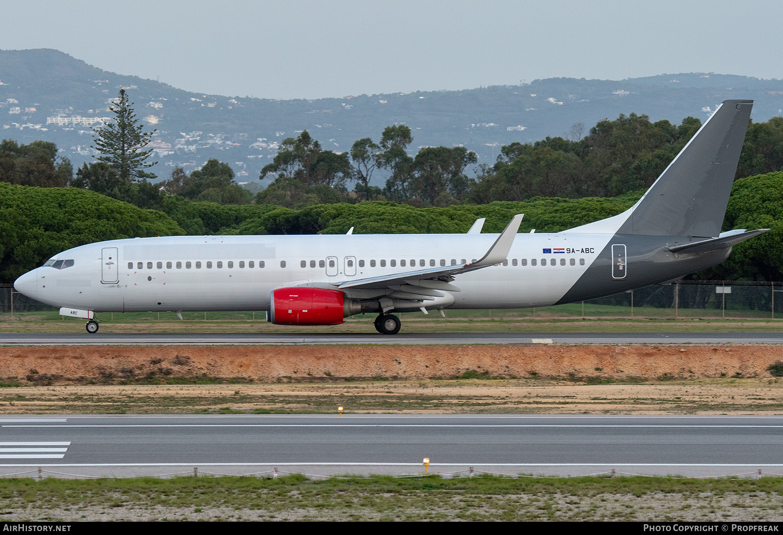 Aircraft Photo of 9A-ABC | Boeing 737-8Q8 | ETF Airways | AirHistory.net #754005