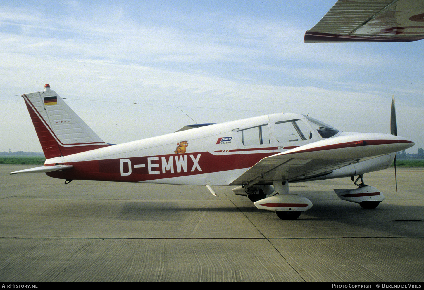 Aircraft Photo of D-EMWX | Piper PA-28-140 Cherokee Fliteliner | AirHistory.net #754028