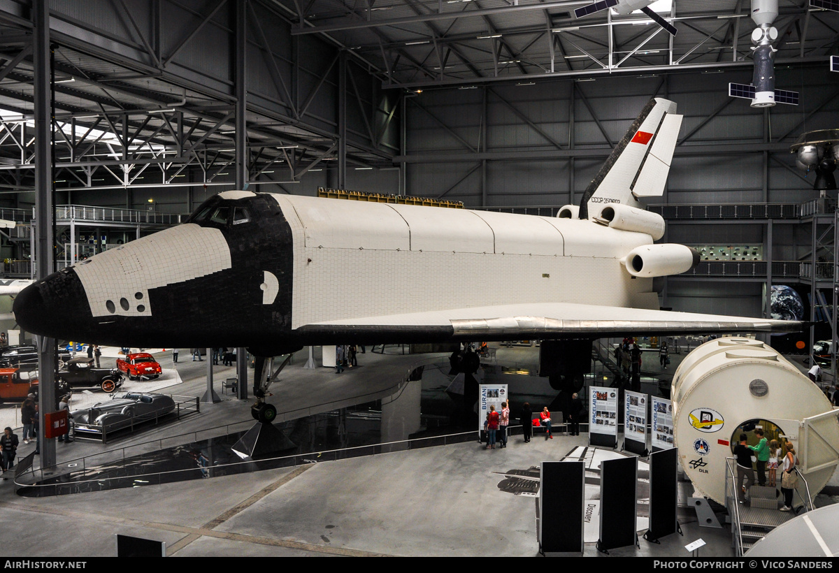 Aircraft Photo of CCCP-3501002 | VKK Buran BTS-002 | AirHistory.net #754043