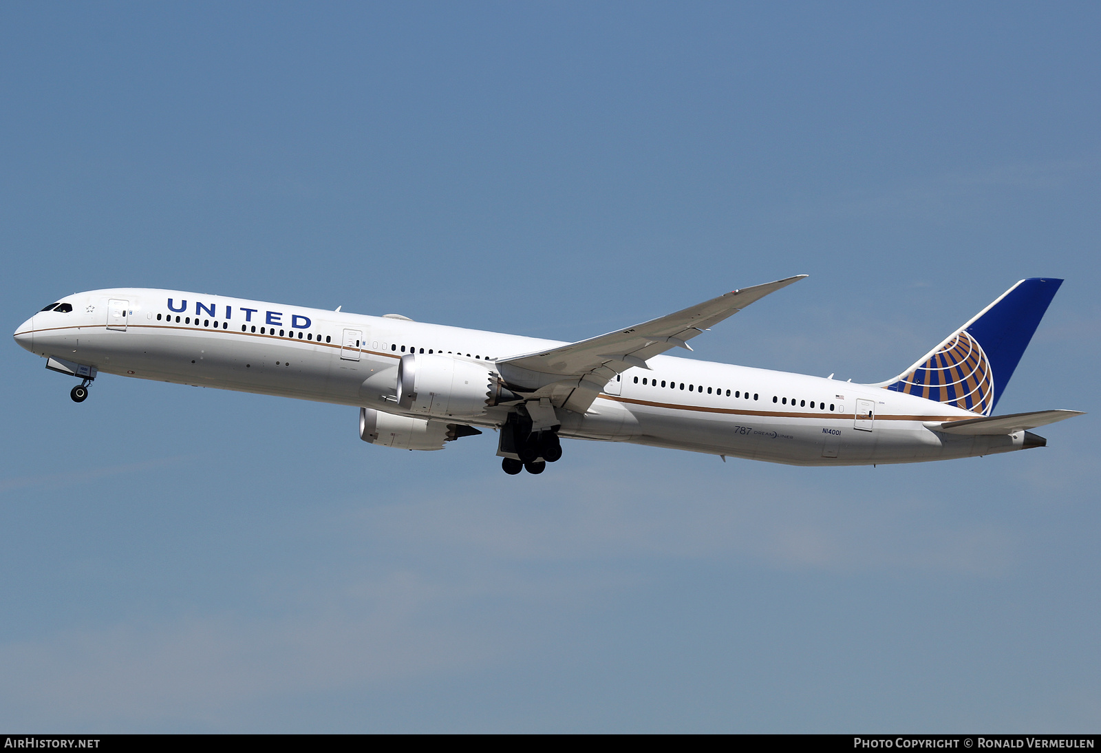 Aircraft Photo of N14001 | Boeing 787-10 Dreamliner | United Airlines | AirHistory.net #754056