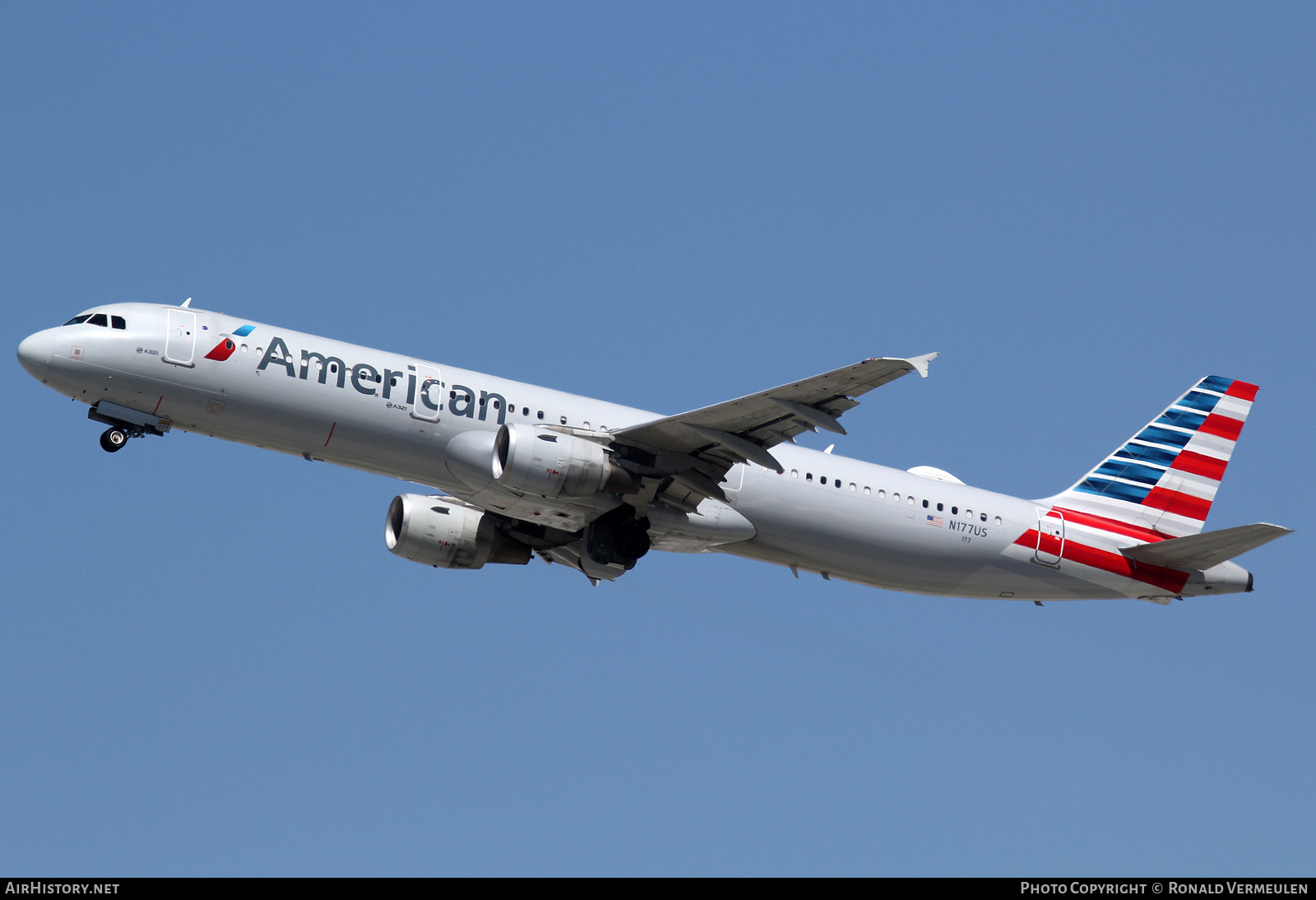 Aircraft Photo of N177US | Airbus A321-211 | American Airlines | AirHistory.net #754063