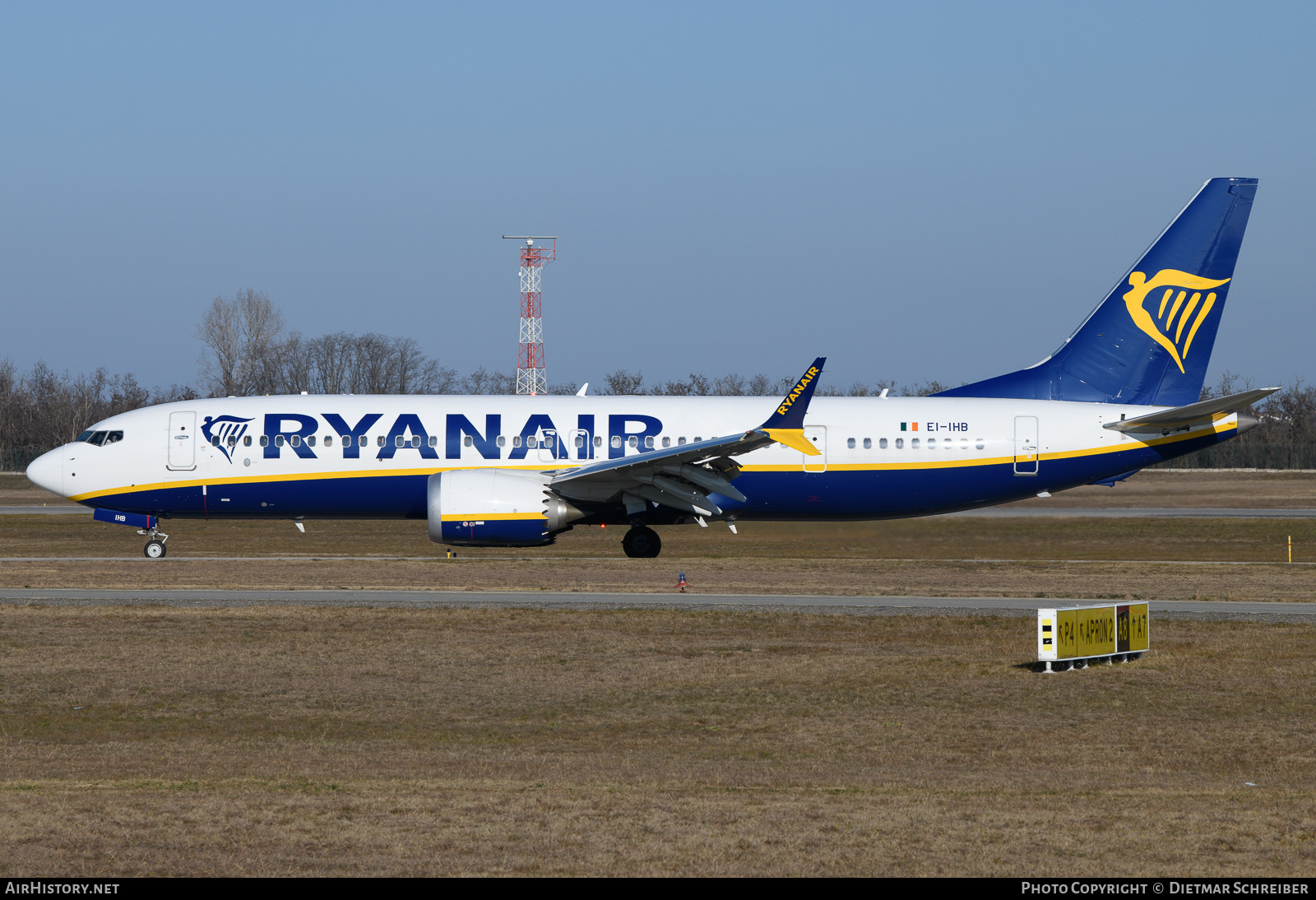 Aircraft Photo of EI-IHB | Boeing 737-8200 Max 200 | Ryanair | AirHistory.net #754254