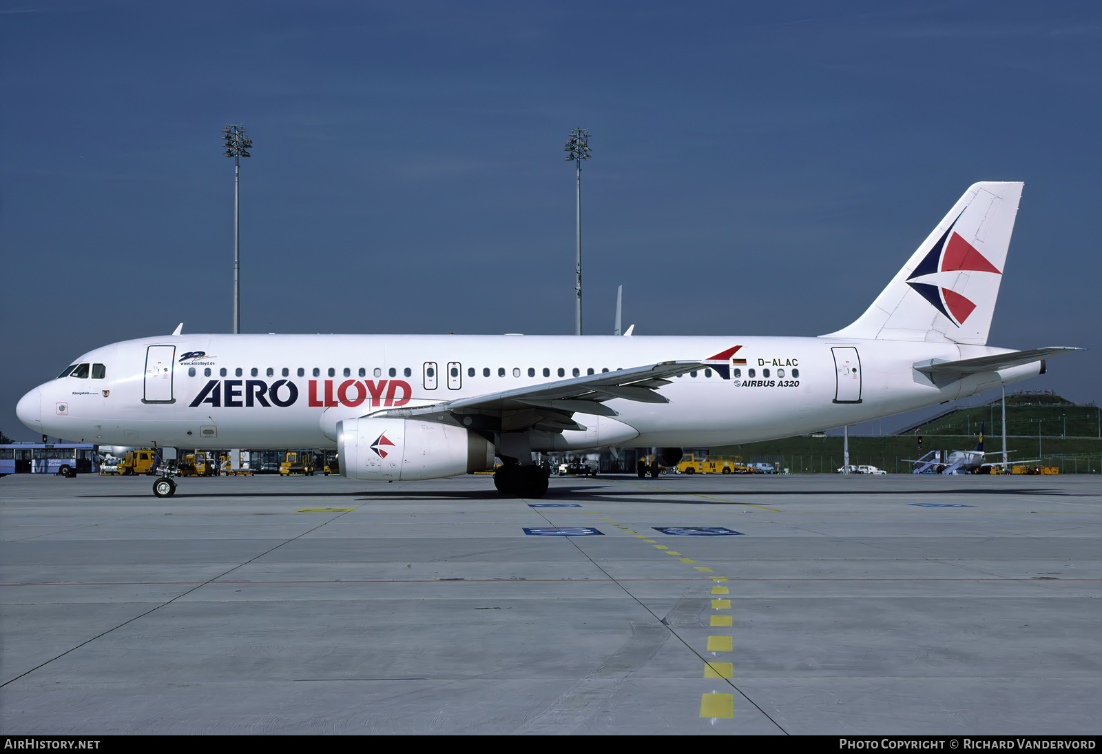 Aircraft Photo of D-ALAC | Airbus A320-232 | Aero Lloyd | AirHistory.net #754262