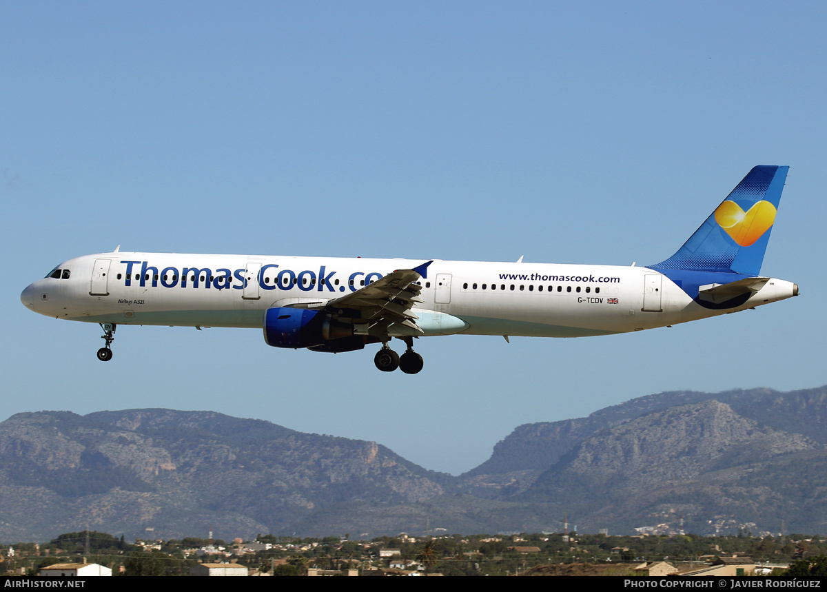 Aircraft Photo of G-TCDV | Airbus A321-211 | Thomas Cook Airlines | AirHistory.net #754271