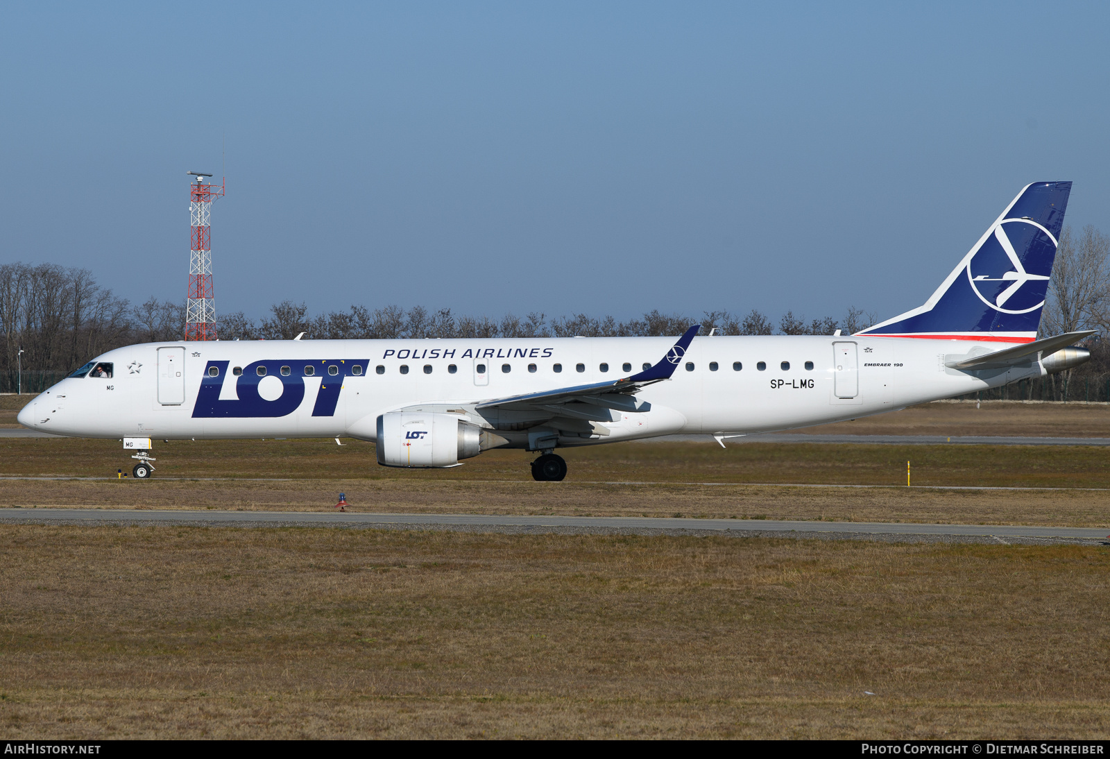 Aircraft Photo of SP-LMG | Embraer 190LR (ERJ-190-100LR) | LOT Polish Airlines - Polskie Linie Lotnicze | AirHistory.net #754273