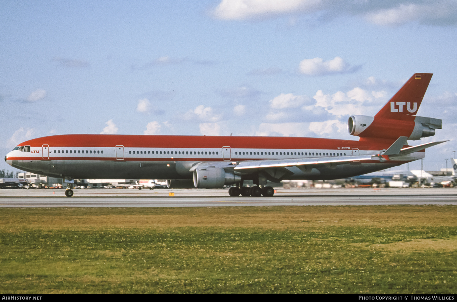 Aircraft Photo of D-AERW | McDonnell Douglas MD-11 | LTU - Lufttransport-Unternehmen | AirHistory.net #754453