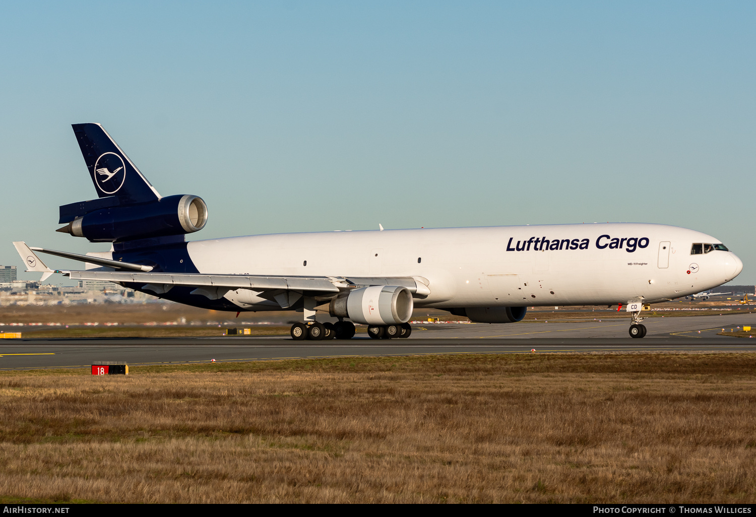 Aircraft Photo of D-ALCD | McDonnell Douglas MD-11F | Lufthansa Cargo | AirHistory.net #754469
