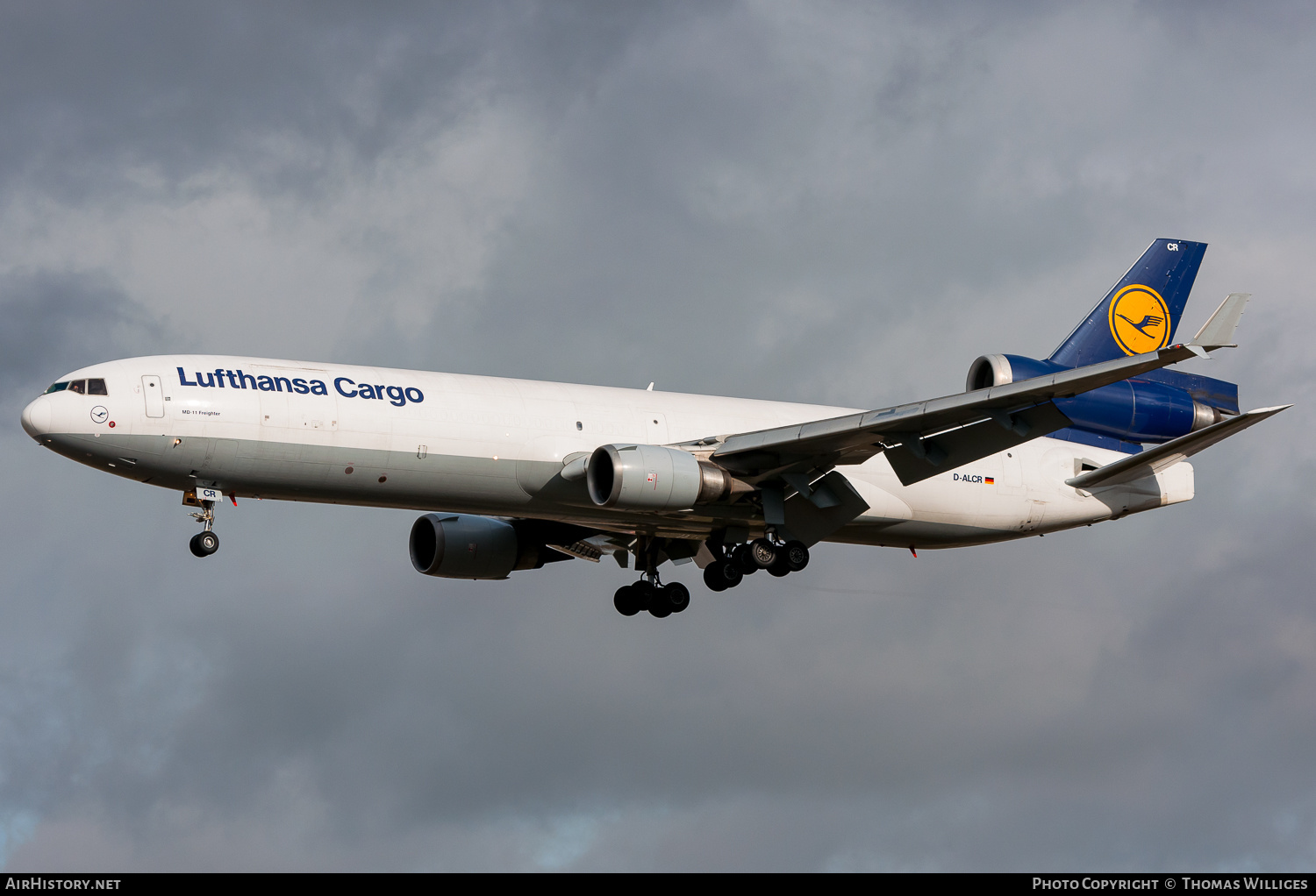 Aircraft Photo of D-ALCR | McDonnell Douglas MD-11F | Lufthansa Cargo | AirHistory.net #754487