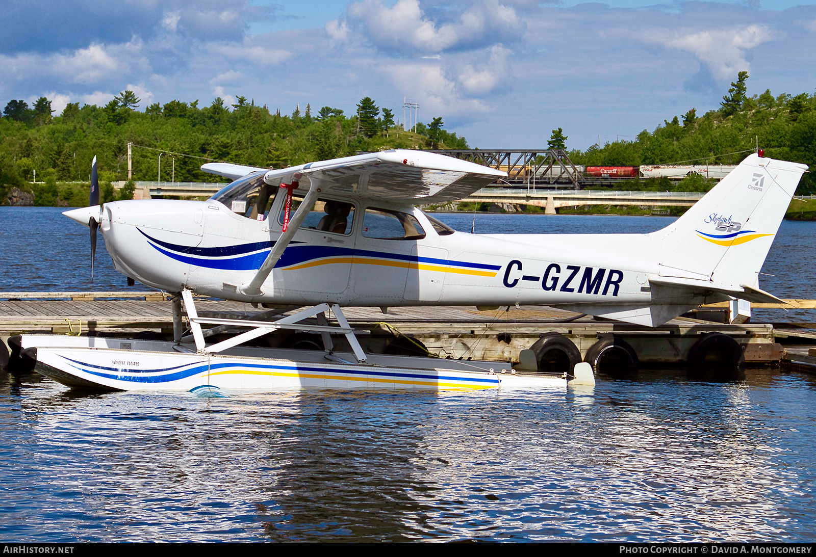 Aircraft Photo of C-GZMR | Cessna 172S Skyhawk SP | AirHistory.net #754498