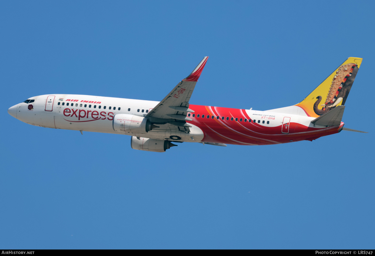 Aircraft Photo of VT-GHA | Boeing 737-86N | Air India Express | AirHistory.net #754512