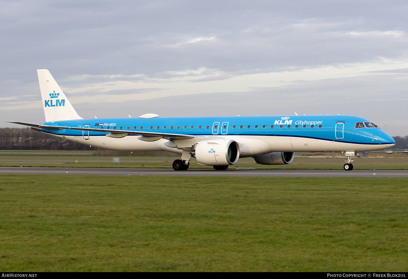 Aircraft Photo of PH-NXU | Embraer 195-E2 (ERJ-190-400) | KLM Cityhopper | AirHistory.net #754556