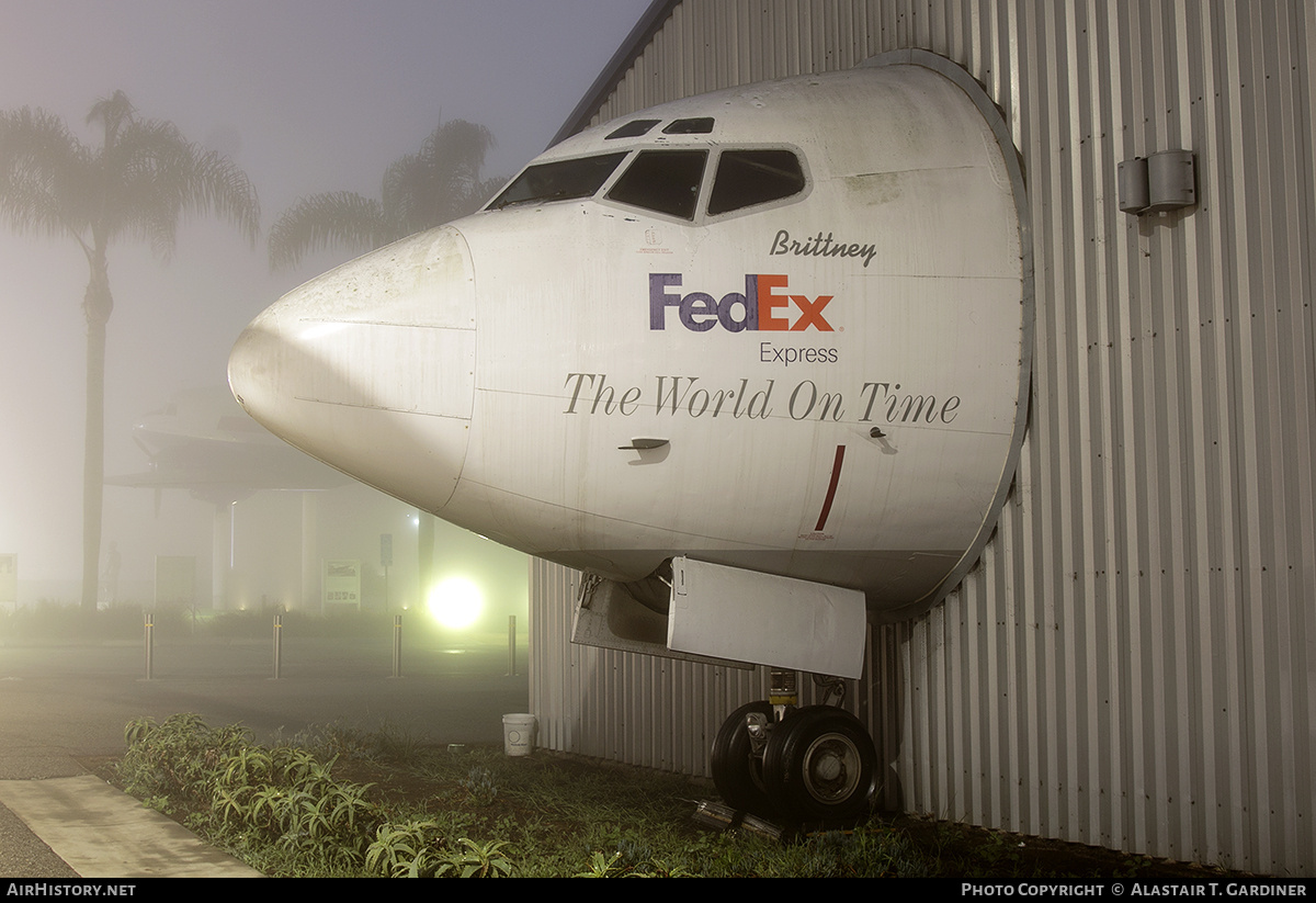 Aircraft Photo of N242FE | Boeing 727-277/Adv(F) | FedEx Express - Federal Express | AirHistory.net #754559